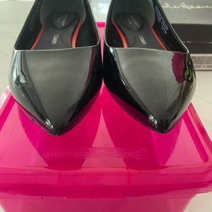 Rockport trutech totalmotion black pointy fat patent 9.5